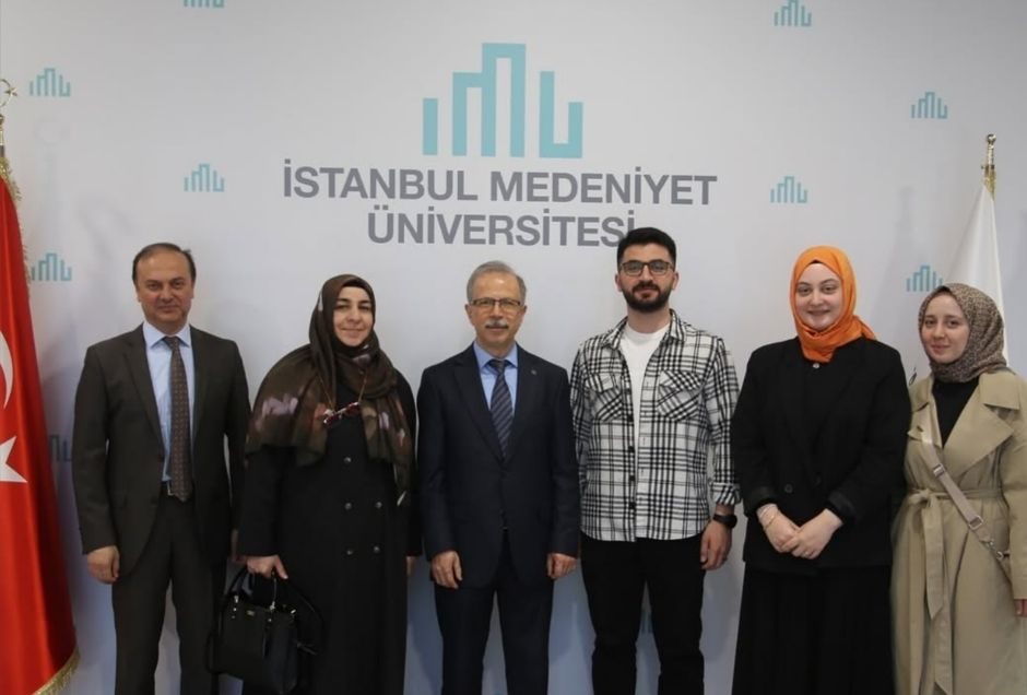 İstanbul Medeniyet Üniversitesi ile Mutlu Aile Mutlu Çocuk Derneği arasında protokol