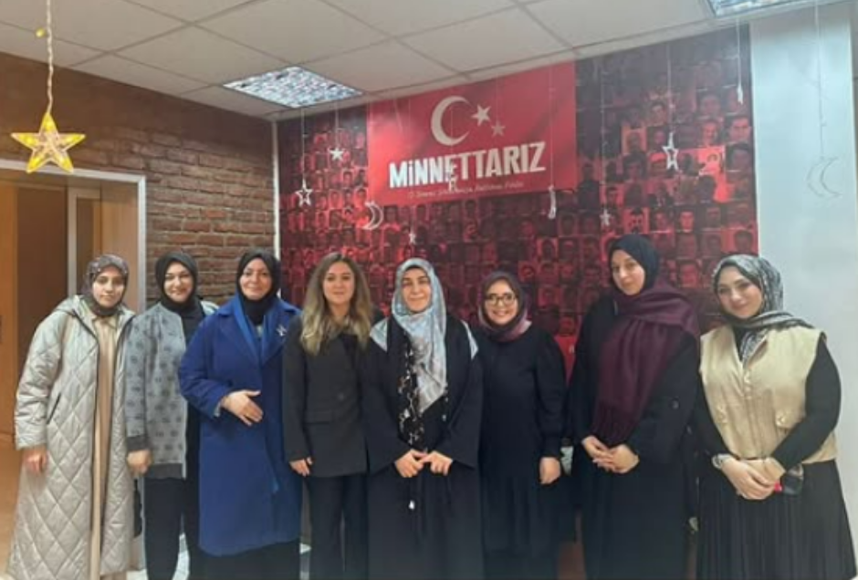 Ak Parti Kadın Kollarını Ziyaret Ettik1