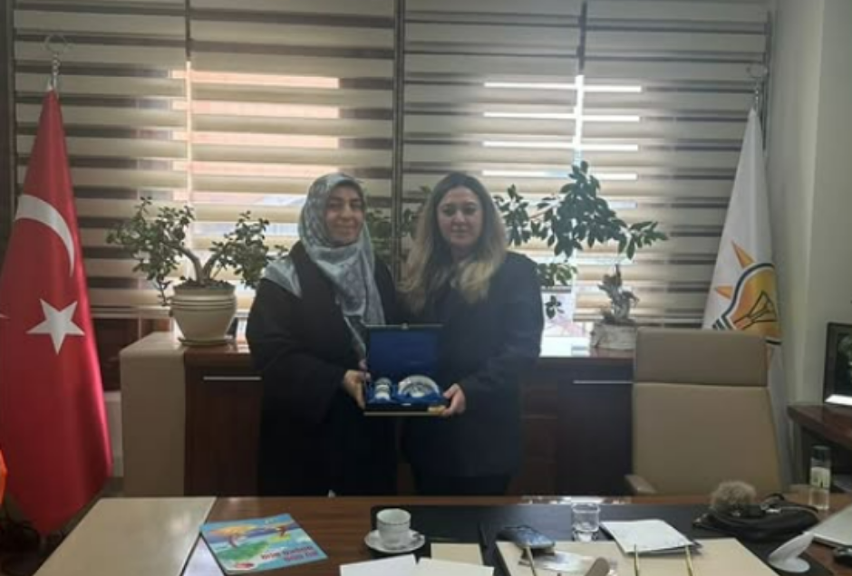 Ak Parti Kadın Kollarını Ziyaret Ettik3