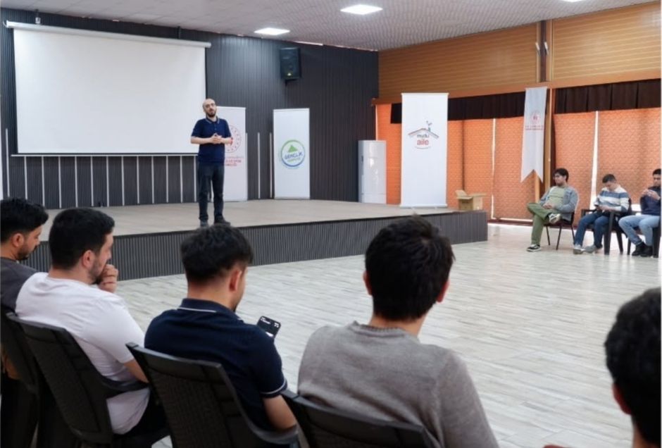 Evliliğin ABZ’si Genç Erkek Kampı (8)